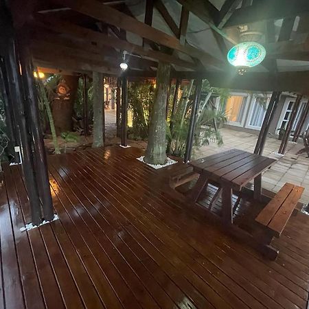 Illovo Beach House Amanzimtoti Buitenkant foto