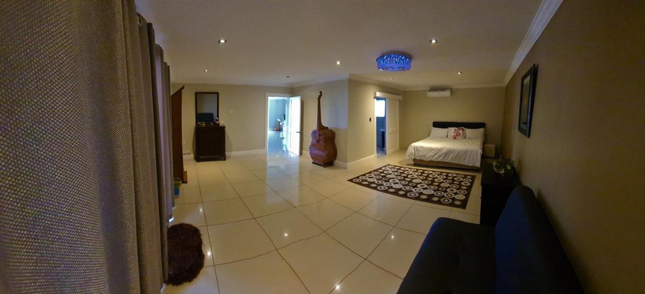 Illovo Beach House Amanzimtoti Buitenkant foto